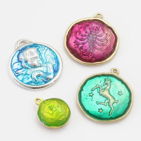 Charm coin scorpion silver plated