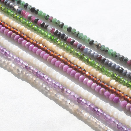 天然石 ボタンカット 2×3mm クロムダイオプサイト(天然)