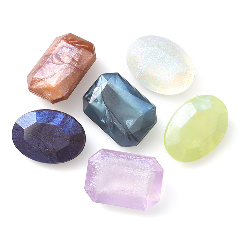 Acrylic German octagong, an unanged glitterra.