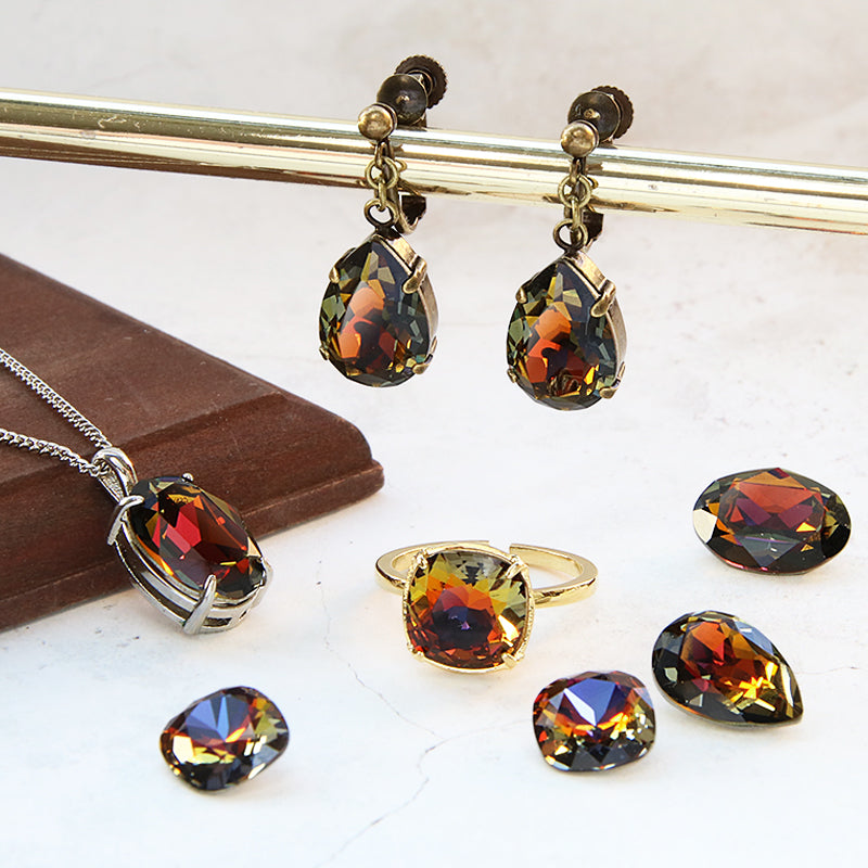 Kiwa crystals