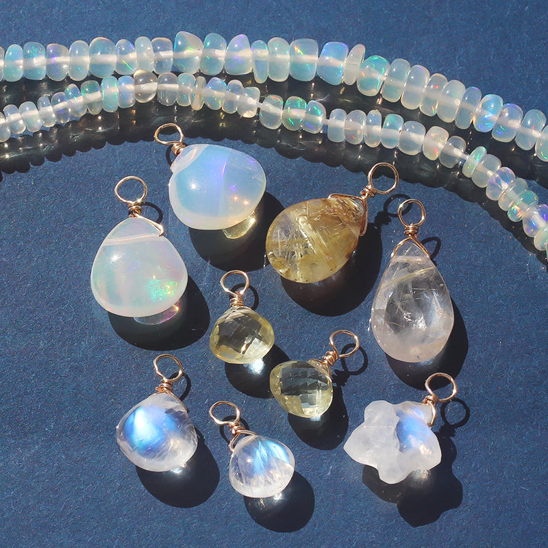 Natural stone glasses fastening charm flat cats rutil quartz (natural)