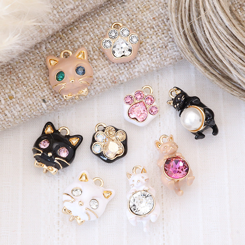 Charm Cat Crystal White/G