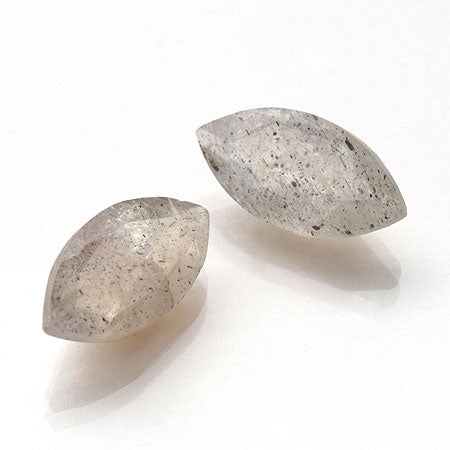 Natural stone loose Marquis Labradorite