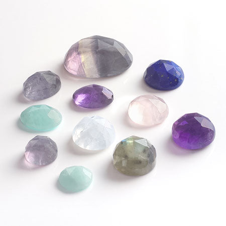 Natural stone loose oval Amazo Night (rose cut)