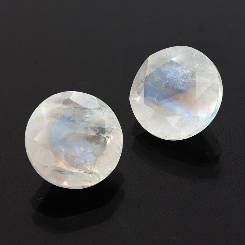 Natural Stone Ruth Round Rainbow Moon Stone