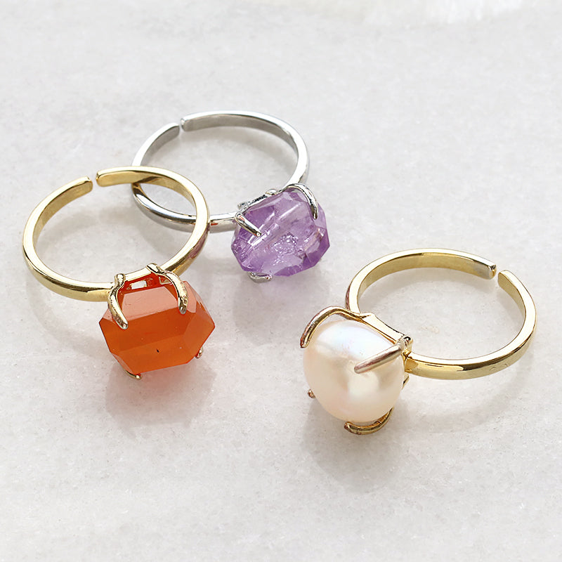 Freshwater pearl baroque (no hole) White