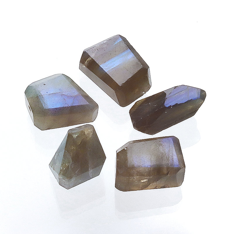 Natural stone tumble cut labradorite (natural)