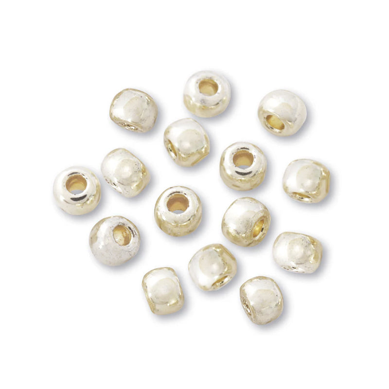 TOHO特小ビーズ No.558