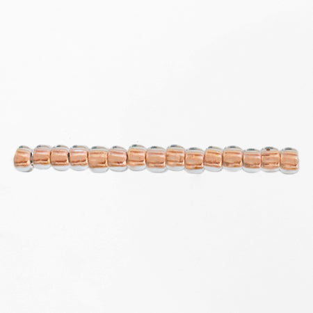 TOHO特小ビーズ No.740