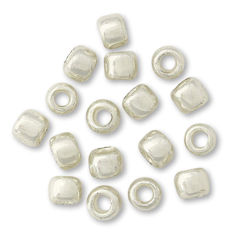 TOHO Round Large Beads No.558