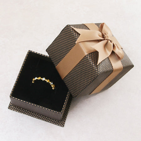 Gift-box ribbon-ribbon-piercing tea