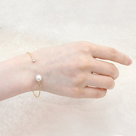 Bangle striped rhodium collar
