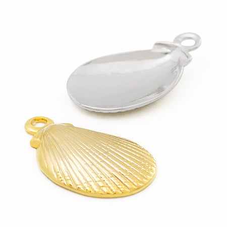 Brass press charm shell 1 matte gold