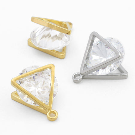 Charm Zirconia Triangle Frame Gold