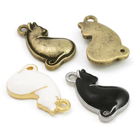 Charm Looking Back Cat Black/RC