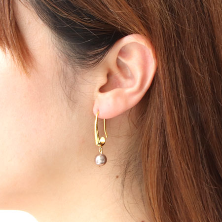 Design Fucks, Pierce, Gold.