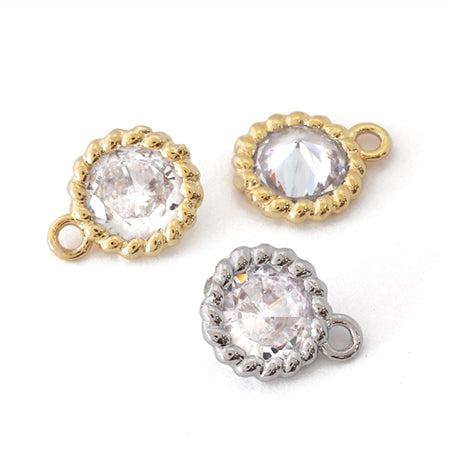 Charm cubic zirconia twist frame round gold