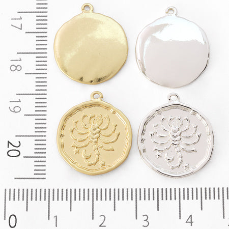 Charm-Coin-Sasori