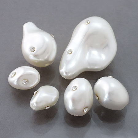 Ishitsuki Resin Baroque 4 White AB/Crystal