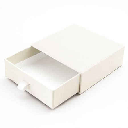Accessory BOX with drawstring pouch pearl white