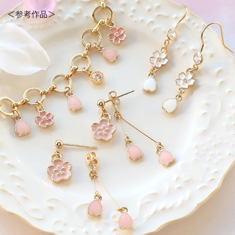 チャーム さくらの花びら ホワイト/G