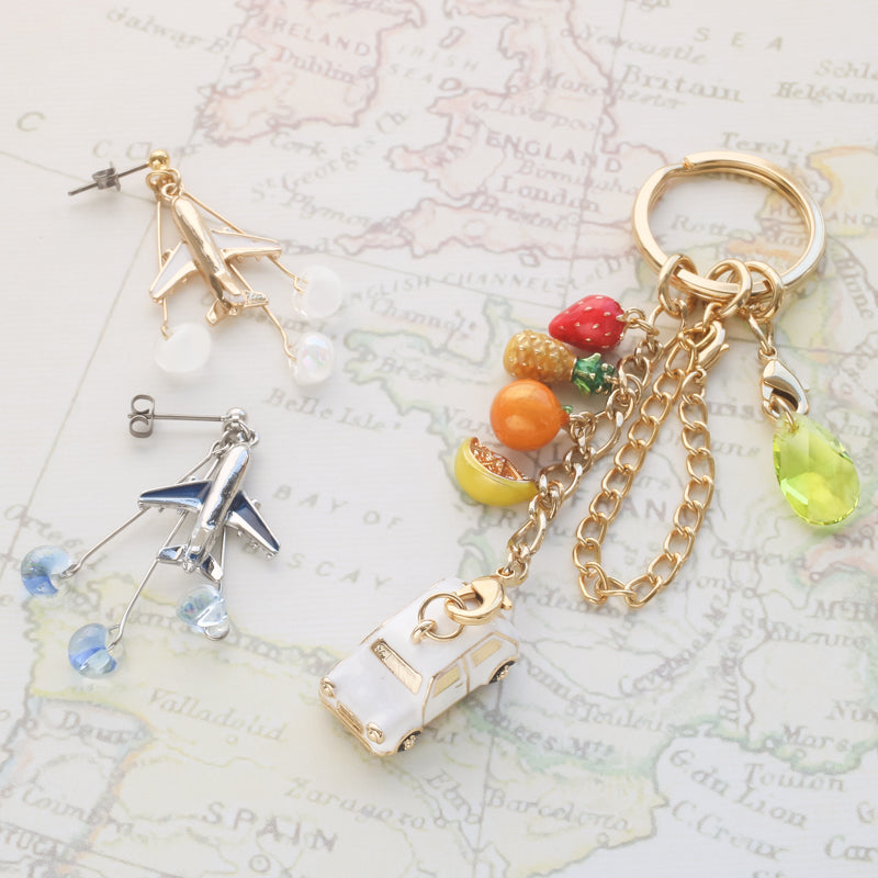 Charm Airplane White/G