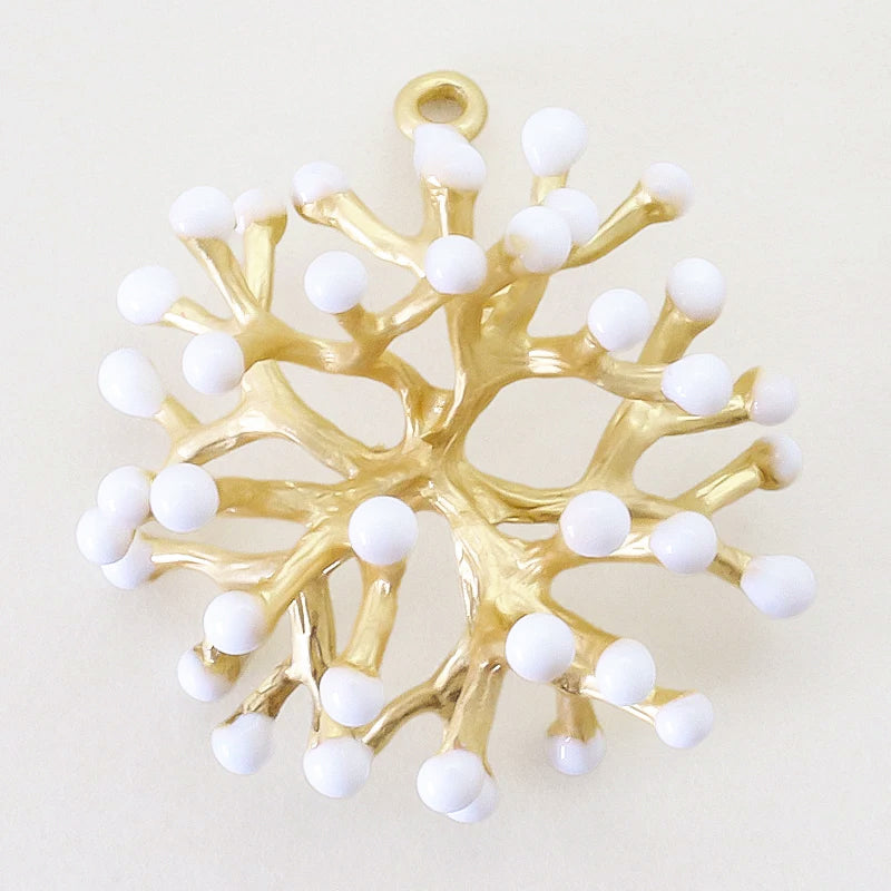 スペインチャーム サンゴ No.2 ホワイト/MG