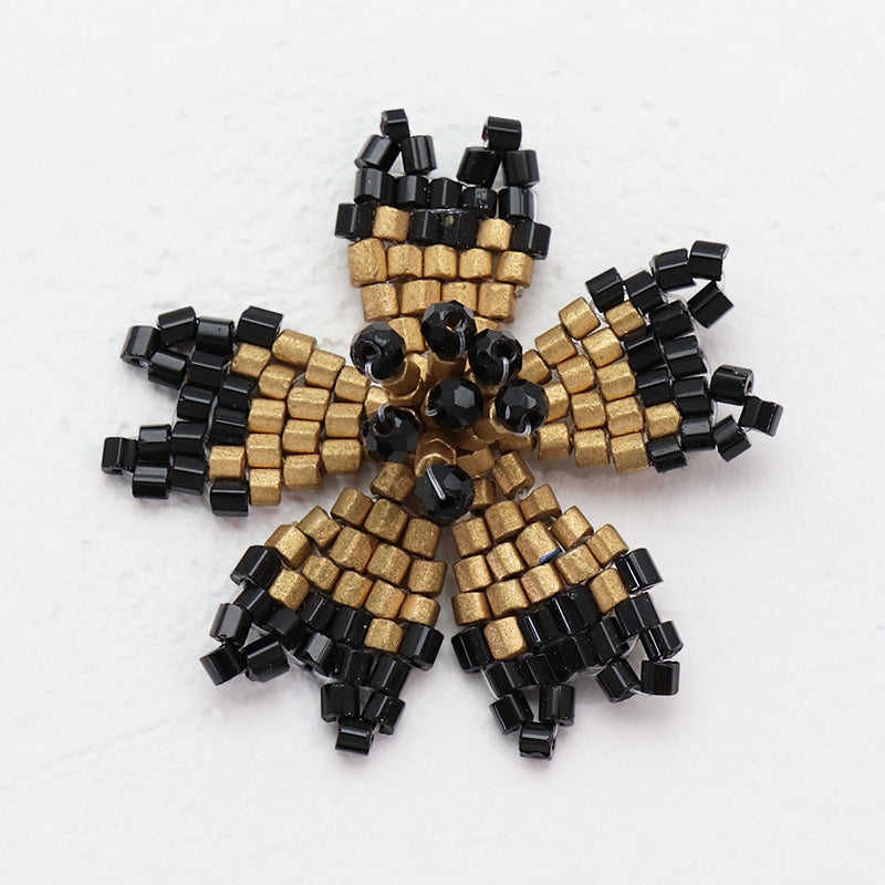 Spanish parts Beads 5-feature flowers, black