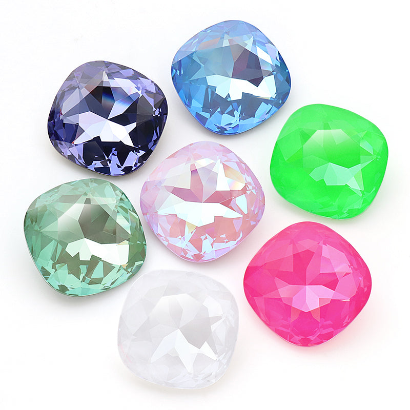 Kiwa crystals
