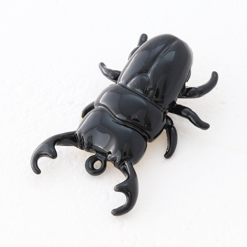 スペインチャーム クワガタ 裏1カン付 ブラック