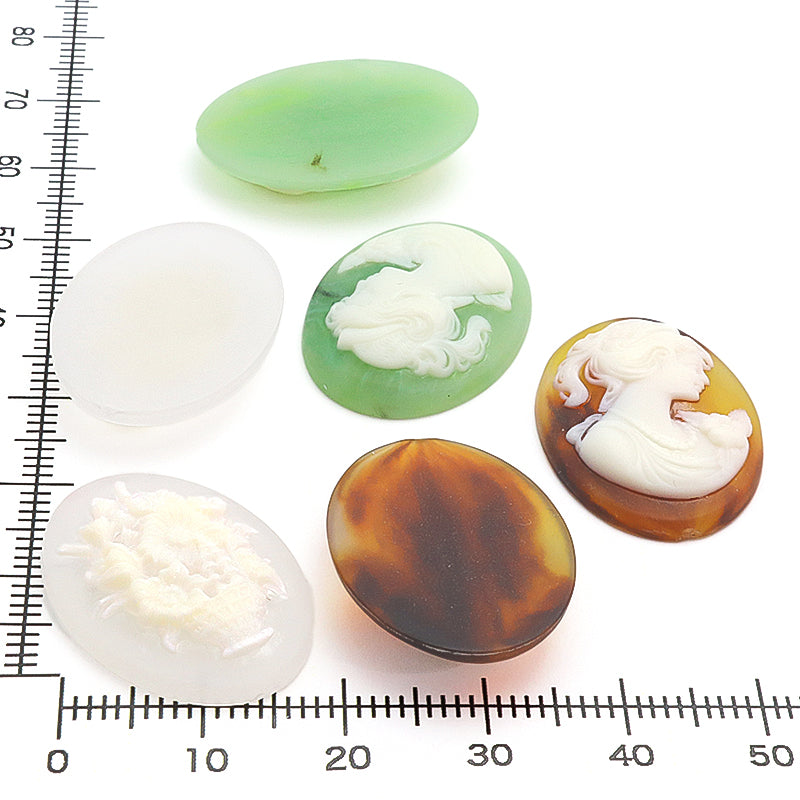 ドイツ製カメオ フラワーベース クリスタルマット/アイボリー