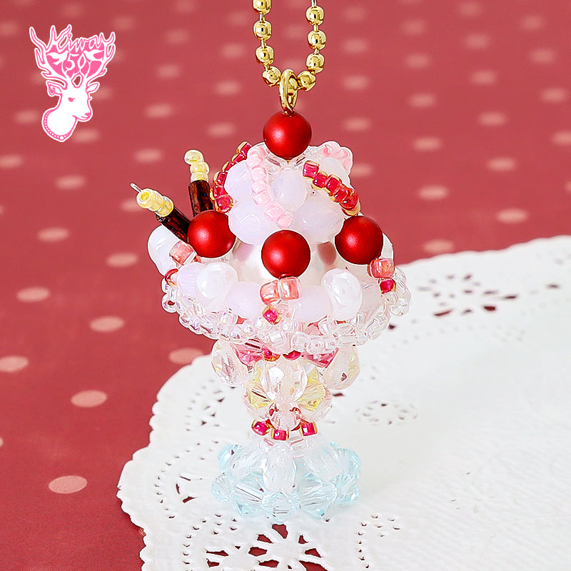Kit KR1308 Strawberry Parfait