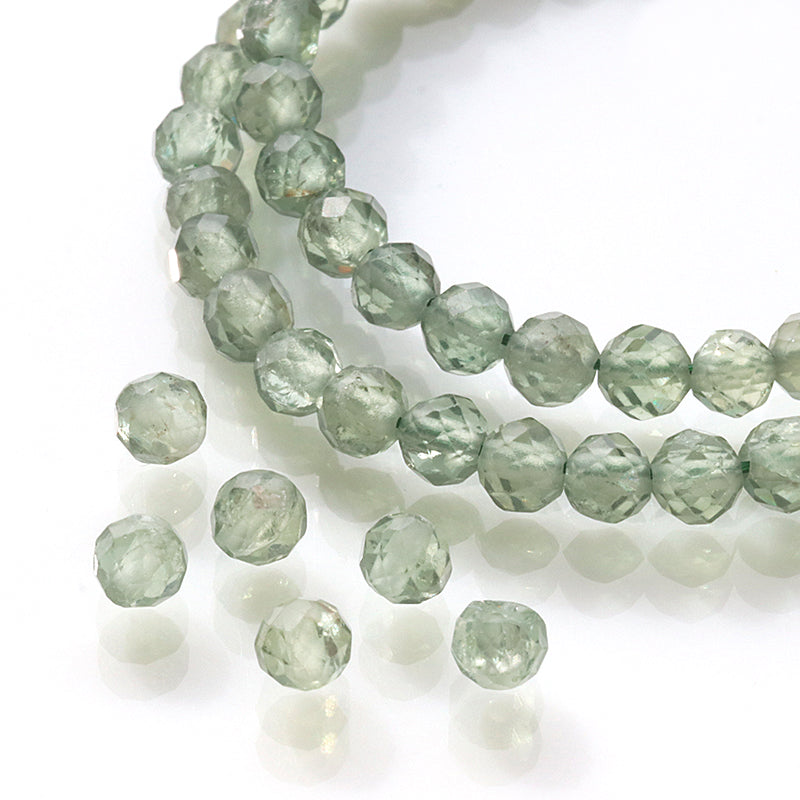 Natural stone round cut green apatite