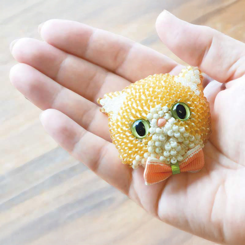 かぎ針で編むビーズ編みの猫ブローチキット(BFK-669-672)