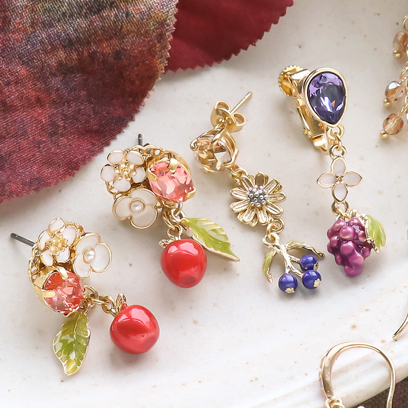 Recipe No.KR0851 Six types of ear accessories of autumn motif charms (fruit, chin mokusei, ginmokusei)