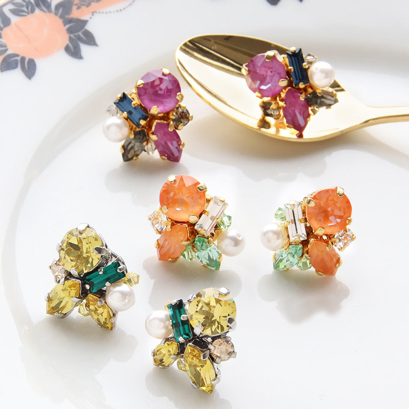 レシピNo.KR1083 貴和クリスタルのビジュー寄せピアス