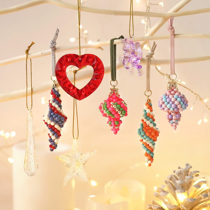 Recipe No.KR1097 Pearl twist ornament
