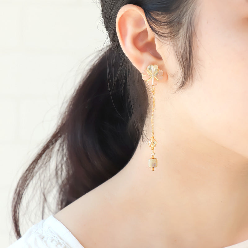 レシピNo.KR1270 チェコビーズクローバーのアクセサリー2種