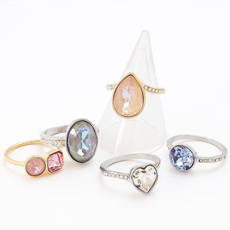 Ring stand with mele stone seat Shizuku