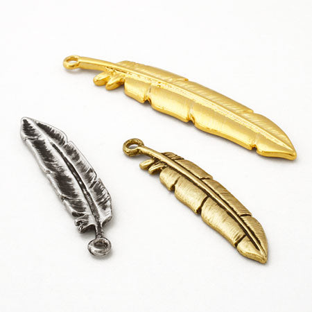 Metal charm T-256 AG