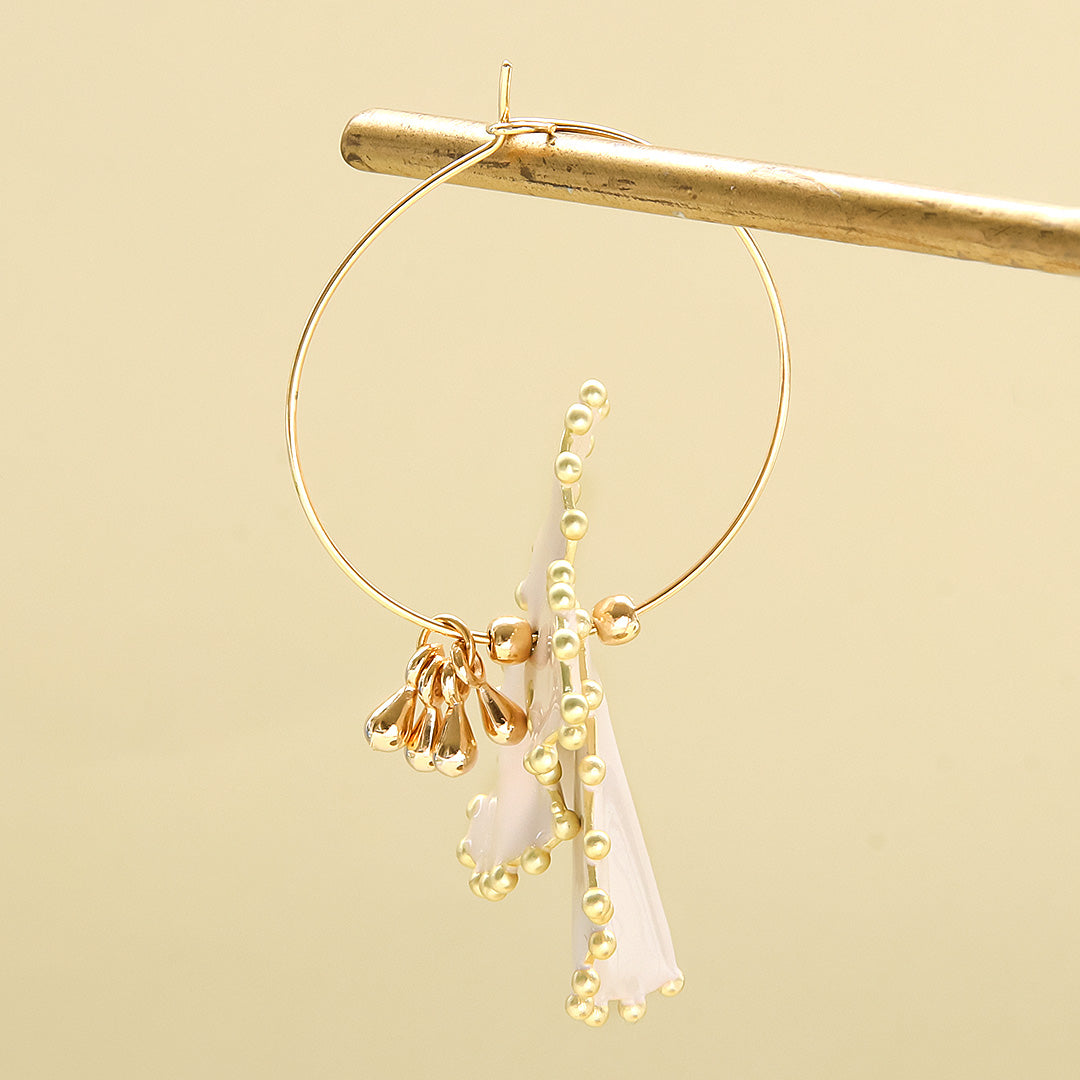 材料表No.ER0334 スペインパーツのメタルフラワーアクセサリー4種