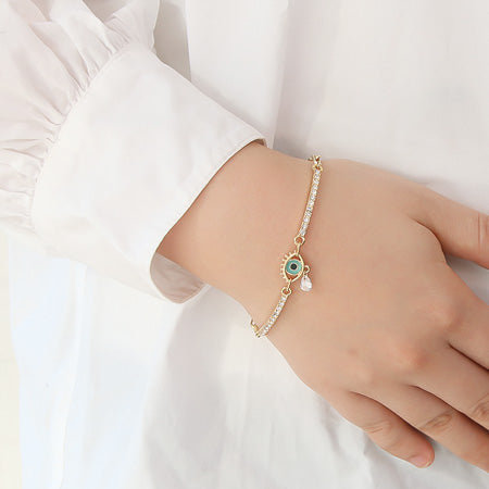 Recipe No.KR0190 2 types of bracelets with eye motifs