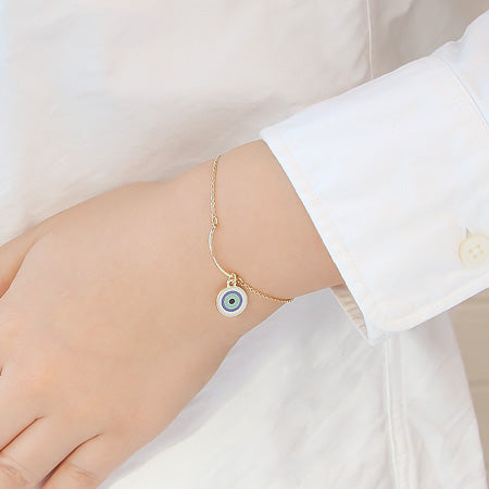 Recipe No.KR0190 2 types of bracelets with eye motifs