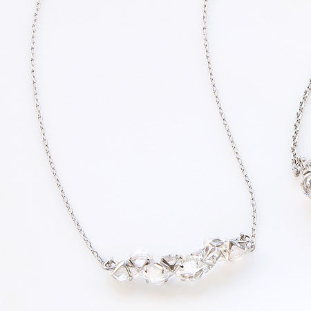 Recipe No.KR0225 Cubic Zirconia Spike Neck & Breath