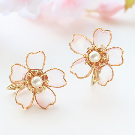 レシピNo.KR0501 桜のレジンイヤリング