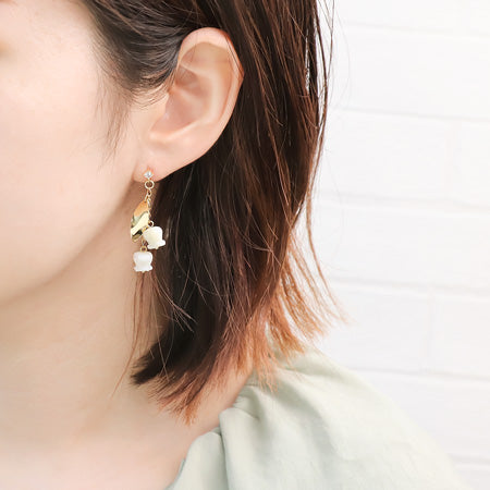 レシピNo.KR0591 シェルパーツのフラワーアクセサリー2種