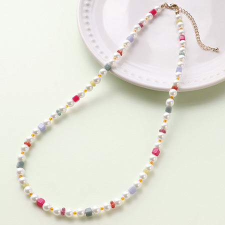 レシピNo.KR0598 ドイツ製アクリルキュービックとシルキーパールのネックレス
