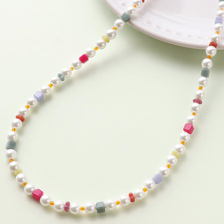 レシピNo.KR0598 ドイツ製アクリルキュービックとシルキーパールのネックレス