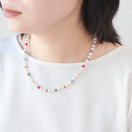レシピNo.KR0598 ドイツ製アクリルキュービックとシルキーパールのネックレス