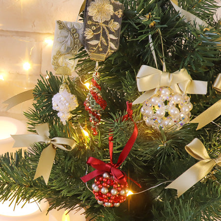 Crystal ribbon and ribbon beads ball ornament